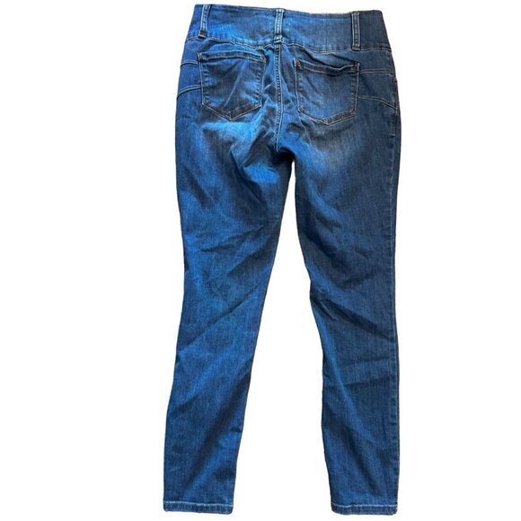 (6/$25) Simple Society High Rise Triple Button Skinny Jeans in Dark Wash Size 27 - Picture 2 of 5